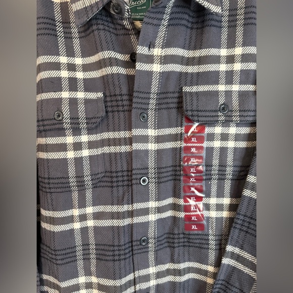 NWT Woolrich Men’s Major Plaid Brawny Flannel Shirt - Size XL - Picture 2 of 8